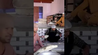 شاگرد شوخ در نانوایی Shorts 