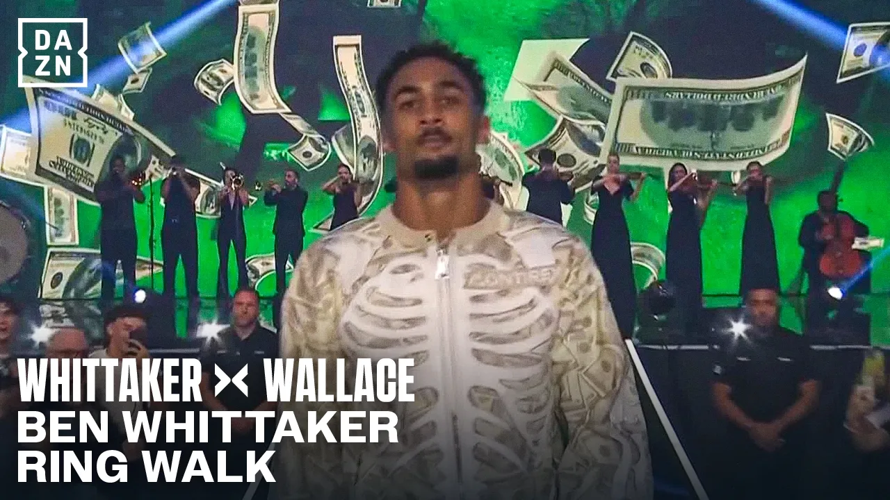 BEN WHITTAKER'S EPIC RING WALK IN HIS HOMETOWN!