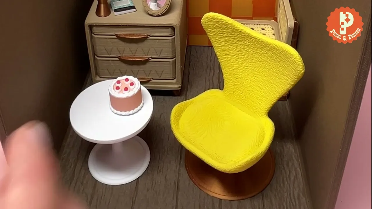 Retro Midcentury Cozy Room Book Nook: 1:12 scale, Decor for Bookshelf, Desk or Table