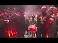 Natanael Cantando en la pelea de Floyd (El Toro Encartado y Pacas De Billetes)