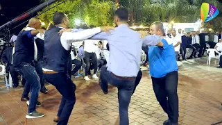 يا يما وين بدك تروحي فيي عشاق ثنتين فلاحة و مدينة    الدبكة العسكرية النارية موسى حافظ دندنها