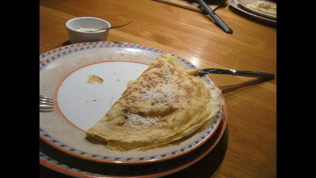 Omas Kirsch Pfannkuchen selber backen. Ein einfaches Rezept ohne Salto. 