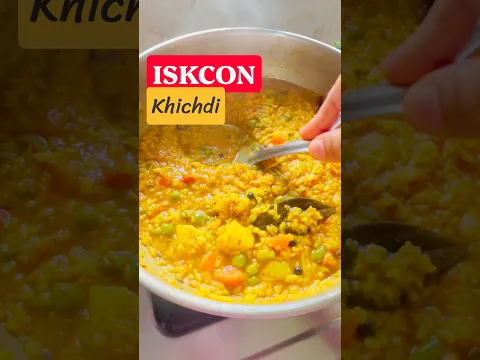 Sattvic Soul satisfying Food 👌 #iskcon #khichdi #foodshorts #youtubeshorts #odiashorts #mrunalinee