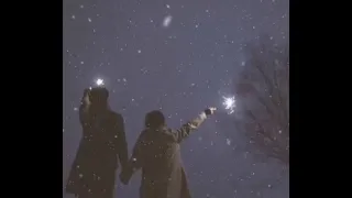 وانا بناديلك تسمعني من دونك مش بمشي مش بحكي 