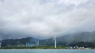 Land ahoy! arrival in Seychelles live