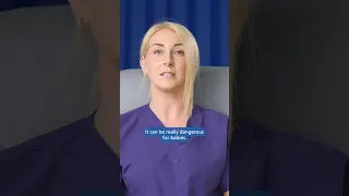 كيف يبدو صوت السعال الديكي   شورتات دندنها