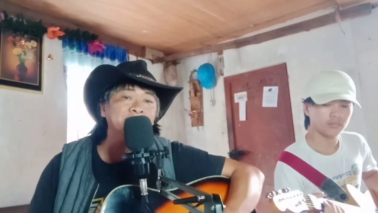 Here i am I'm drunk again..Moe Bandy( cover) Here i am I'm drunk again..Moe Bandy( cover)