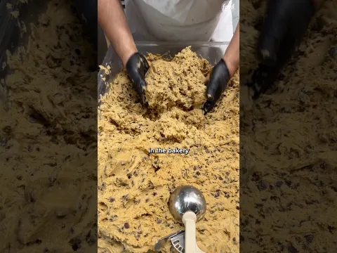 *15,000* baked goods are made at Danielle's bakery every day 😲