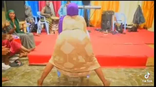 somali girls twerking what a beautiful twerk more to come please subscribe like and share