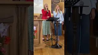 Люба матуся і любий татусь 