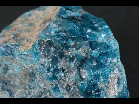 ブルーアパタイト(燐灰石) 原石 74g｜天然石 通販 キラリ石