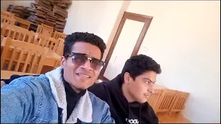 عمار الصياد انا بضحك بس لما بكون بتصور صوره 