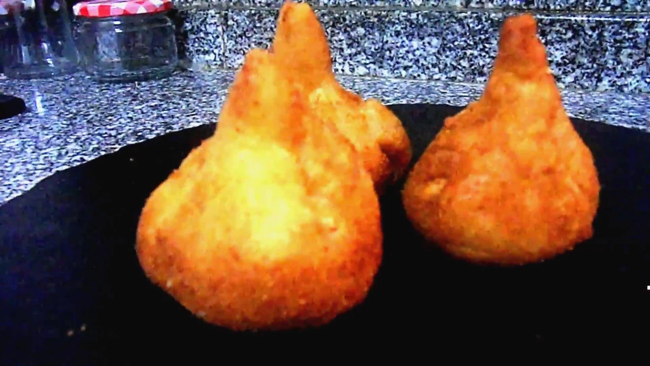 RECEITA DE COXINHAS
