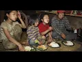 Download Lagu Enjoying delicious food together in village || Organic village life
