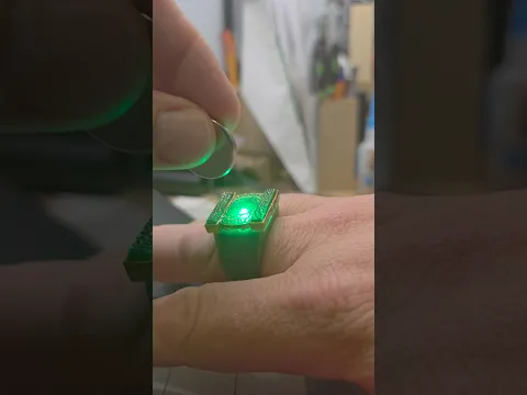 Real life Green Lantern Ring that actually lights up 😱 #lanterns #3dprinting #cosplay #do3d #prop