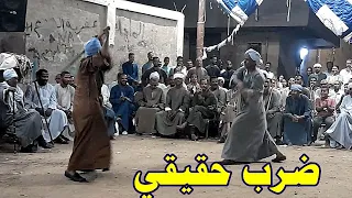 ضرب حقيقي في لعبة التحطيب 