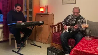 مقدمة أغنية هذه ليلتي لأم كلثوم عزف متواضع من باسل الشيخلي أورغ وعبدو حميدان گيتار 