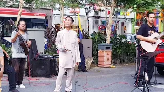 dara pujaan pak cik suruh tepuk semangat die nyanyi bawak lagu lama 
