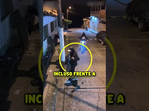 Jamás imaginarás dónde se escondió para escapar de DOS LADRONES 😳😱