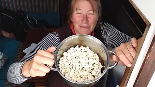 102) Pop loud, pop early, pop corn