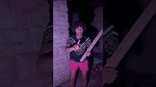 عمر شاور رعب فى حاجه غريبه في الفيلا 