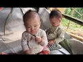 Download Lagu Single mother trades corn for rice to cook rice water for her 9-month-old twins