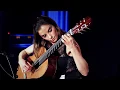 Download Lagu Ana Vidovic - Courante in G Major No 1 BWV 1007 by J.S Bach @SiccasGuitars Klassische Gitarre
