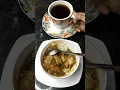 Ngeteh we, pakai roti kuah kincong