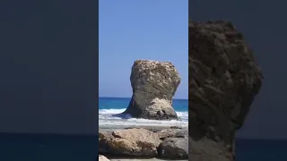 صخرة ليلي مراد شاطئ الغرام في مرسي مطروح 