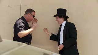 Magician Tries To Sell Weed To Cops!!