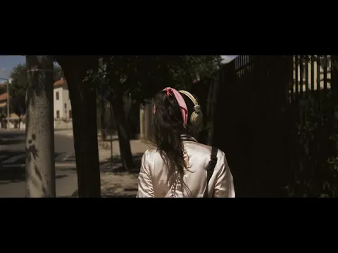 CHAMA-SE CARLA de Cátia Biscaia (2021) – trailer