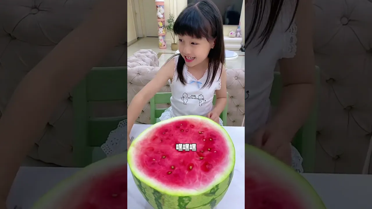 什麼?這種地方竟然也能藏飲料? #萌娃