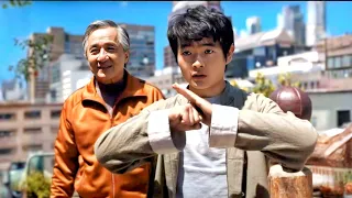 مدرب كونغ فو حول ابن اخته الضعيف لوحش مخيف وقدر يفوز باقوي بطوله في البلد ملخص Karate Kid Legends 