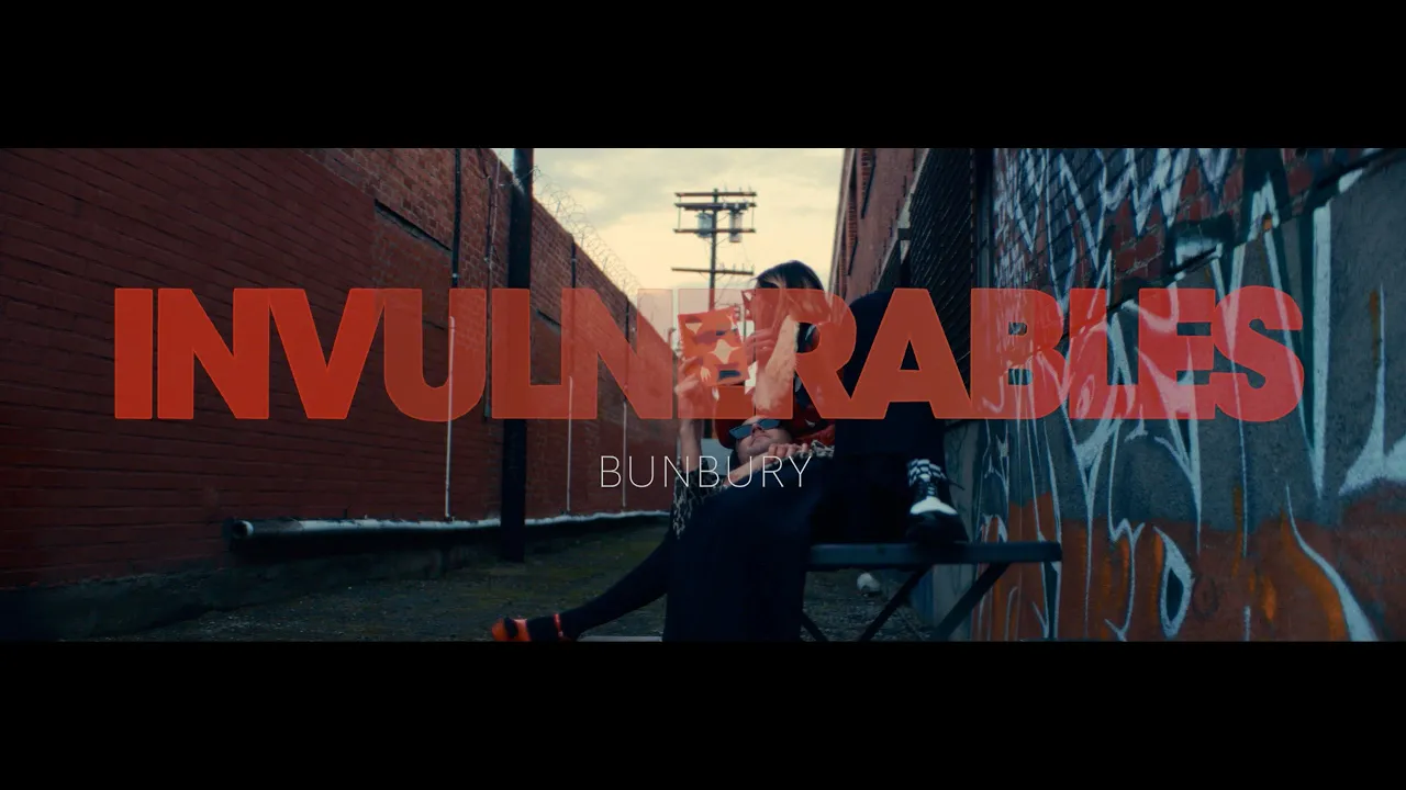 Bunbury - Invulnerables (Videoclip Oficial)