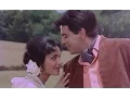 Download Lagu Main Hoon Saqi Tu Hai Sharabi (Video Song) - Ram Aur Shyam