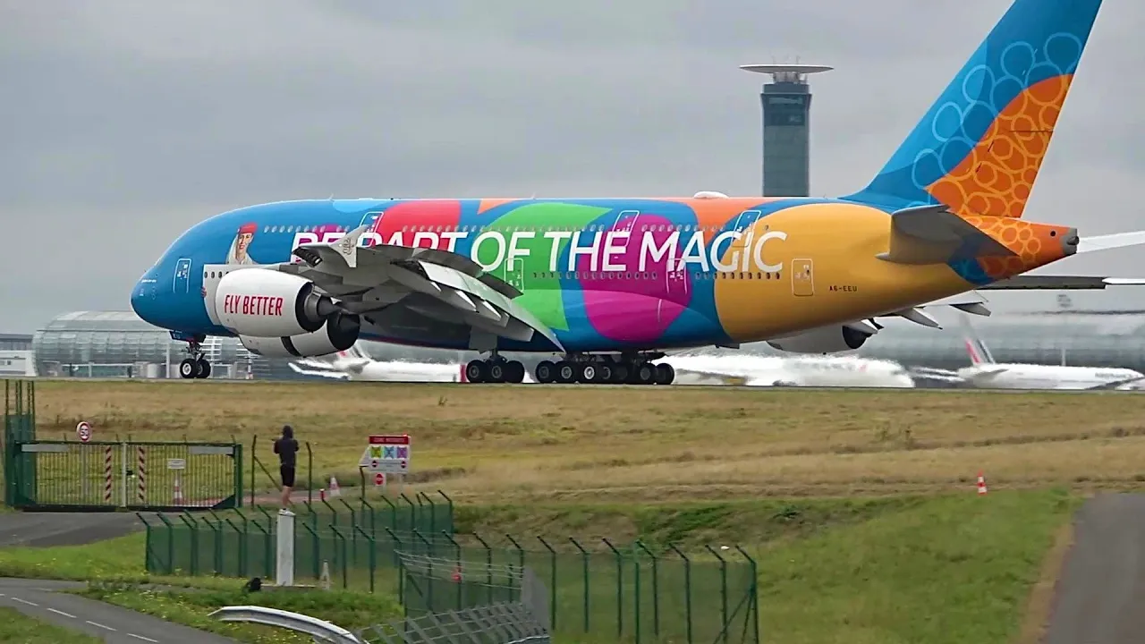 125 planes in 90min ! Paris CDG Airport Plane Spotting 🇫🇷 Close up big plane/heavy rainy landing