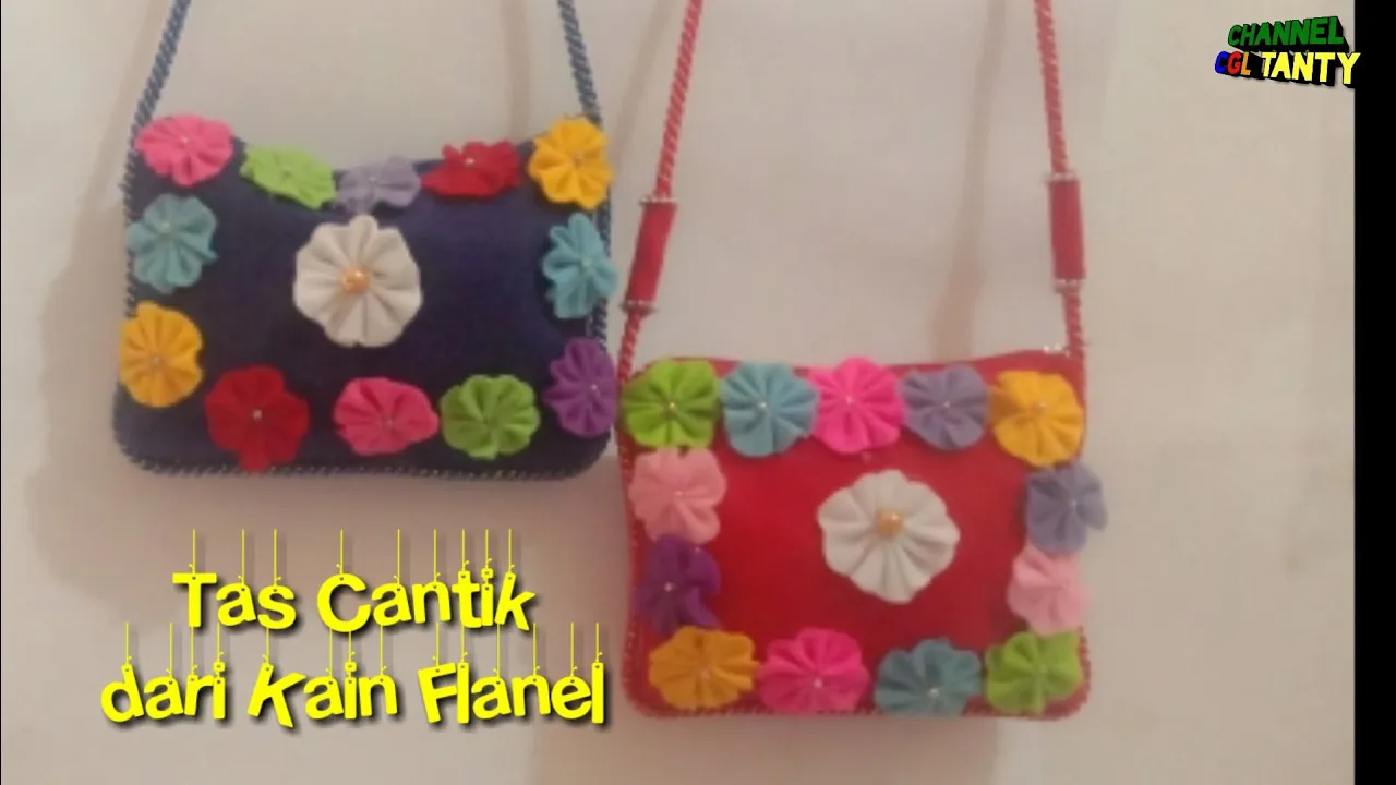 Tas Serut atau Drawstring Bag ini cara membuatnya mudah banget, karena basicnya sama dengan cara meb. 