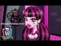draculaura being the best character in monster high for 3 minutes straight