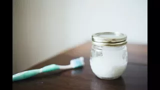 How to Make Natural Dog Toothpaste