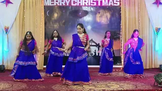 chamka sitara hindi christmas dance by dwc youth girls