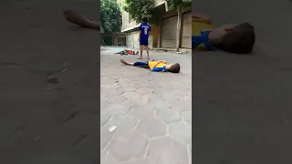 محمد رمضان بيضرب عصام صاصا في الشارع Sohrts  محمد رمضان بيضرب عصام صاصا في الشارع Sohrts