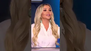 مايا دياب خبيره في الاغاني اغلب السقا  مايا دياب خبيره في الاغاني اغلب السقا