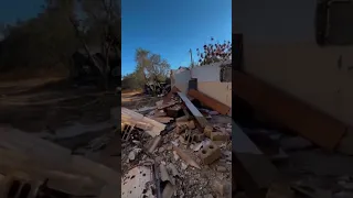 يا ثلة الانفاق يا أسدا هنا اكسبلور لايك 