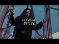 Maggie Lindemann - you're not special (lyric video)