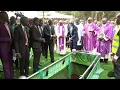 Download Lagu FINALLY THE LATE MP MALULU INJENDI BURIED AT HIS HOME, SEE WHAT THEY DID AS LAST RESPECT