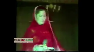 زيړو ګلو باغه غوټۍ دي ګل شه چې جانان سره درځمه 