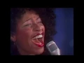 Lagu Chaka Khan / Roll Me Through The Rushes (TV - 1978)
