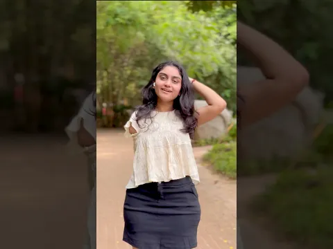 Chudi 💛🖤| #aayushivora #dance #shorts