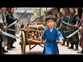 Lagu 拉車為生的孩子被當笑話，結果一出手驚動武林，群雄盡敗於他掌下！