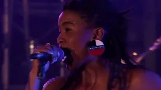 thandiswa mazwai nizalwa ngobani live 
